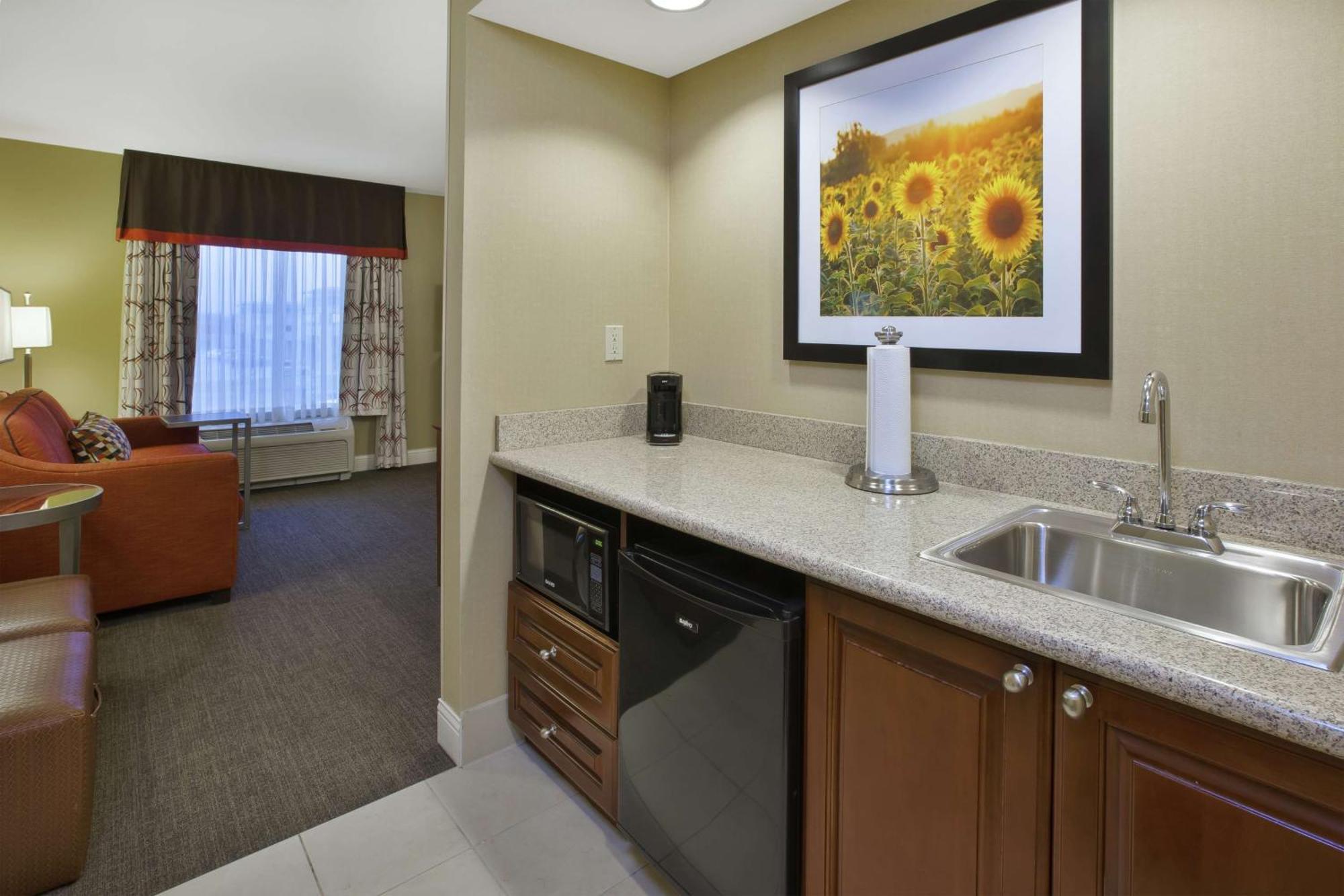 Hampton & Wichita-northeast 3* Wichita